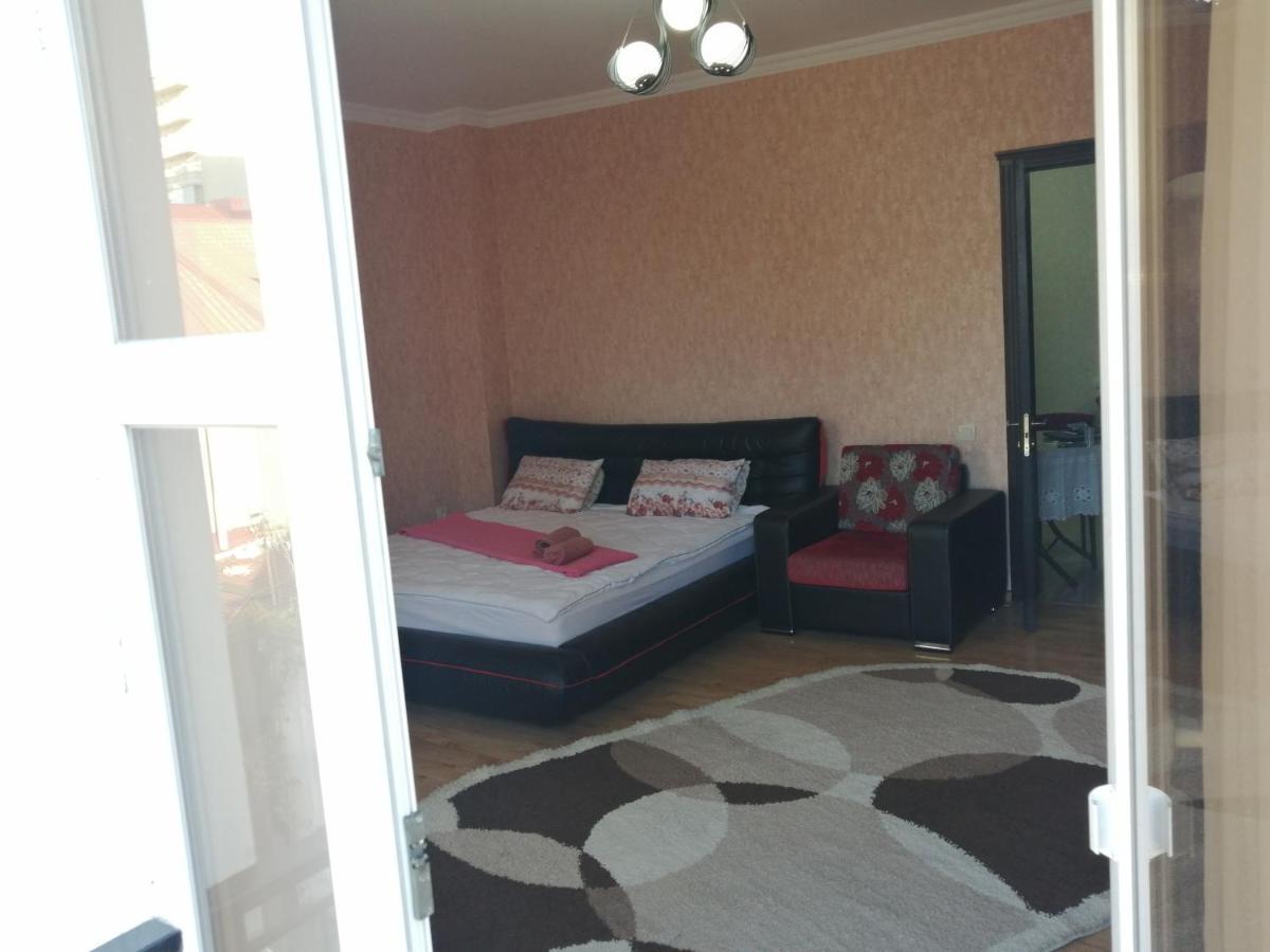 Apartments In The Historical Center Of Batumi, Near The Seaside Park Exterior foto